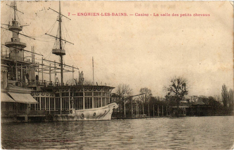 Carte postale ancienne Enghien-les-Bains - Casino - La Salle des petits chevaux à Enghien-les-Bains