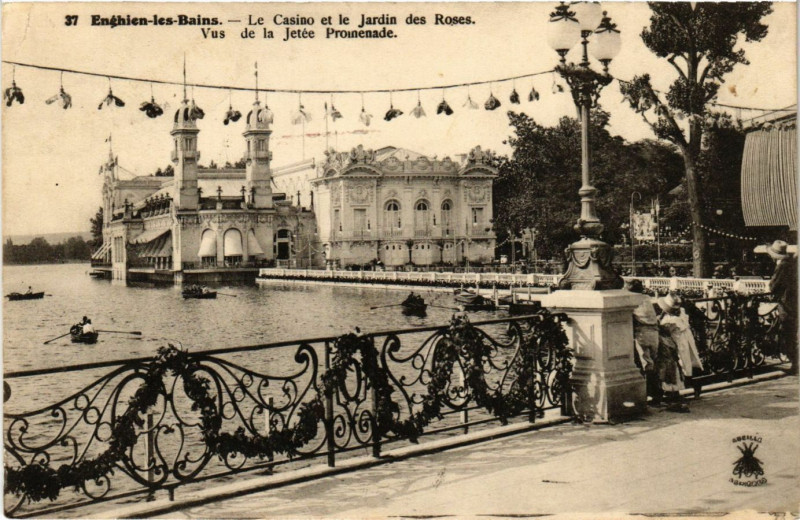 Carte postale ancienne Enghien-les-Bains - Le Casino et le Jardin des Roses -Vue de la... à Enghien-les-Bains