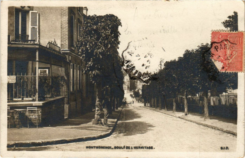 Carte postale ancienne Montmorency -Bould de l'Hermitage à Montmorency