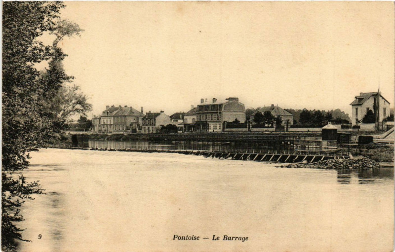 Carte postale ancienne Pontoise - Le Barrage à Pontoise