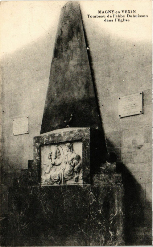 Carte postale ancienne Magny en Vexin - Tombeau de l'abbé Dubuisson dans l'Eglise à Magny-en-Vexin