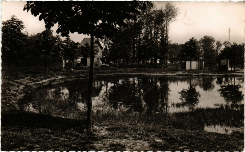 Carte postale ancienne Montmorency (S.-&-O.) -La Mare aux Champeaux à Montmorency