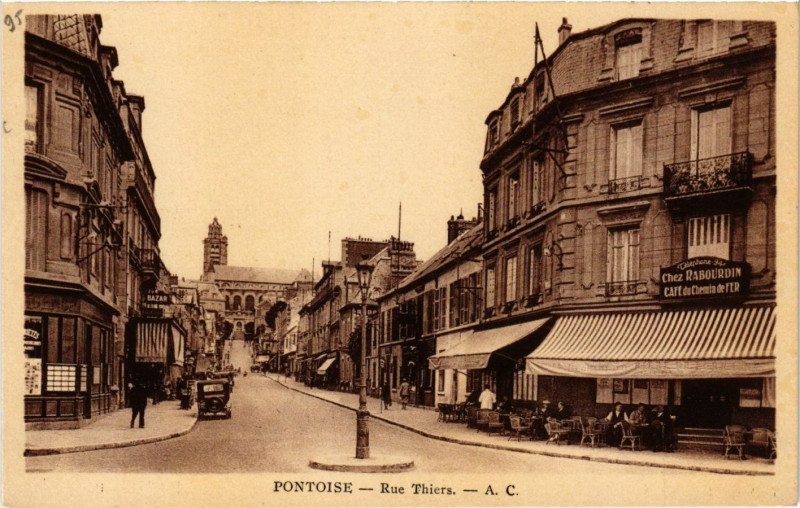 Carte postale ancienne Pontoise - Rue Thiers à Pontoise