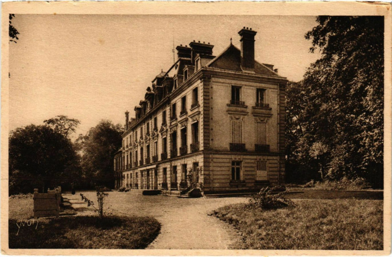 Carte postale ancienne Pontoise - Ecole Secondaire St-Martin -Facade Est à Pontoise