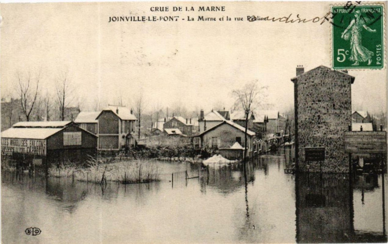 Carte postale ancienne Joinville-le-Pont La Marne e la rue Pauline Crue De La Marne à Joinville-le-Pont