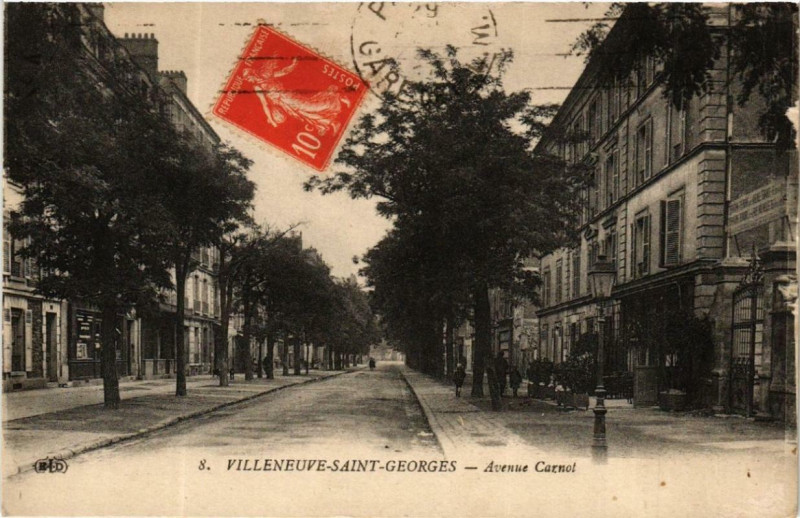 Carte postale ancienne Villeneuve-Saint-Georges Avenue Carnot à Villeneuve-Saint-Georges