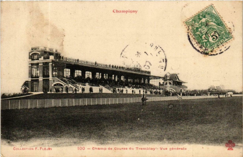 Carte postale ancienne Champigny Champ de Courses du Tremblay Vue générale