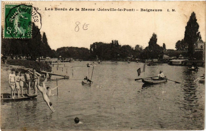 Carte postale ancienne Les Bords de la Marne Joinville-le-Pont Baigneurs à Joinville-le-Pont
