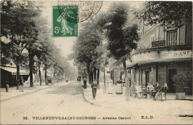 Carte postale ancienne Villeneuve-Saint-Georges - Avenue carnot à Villeneuve-Saint-Georges