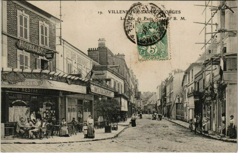 Carte postale ancienne Villeneuve Saint-Georges La Rue de Paris à Villeneuve-Saint-Georges