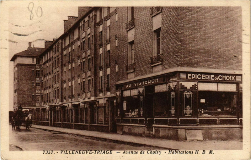 Carte postale ancienne Villeneuve-Triage Avenue de Choisy Habitations H.B.M.