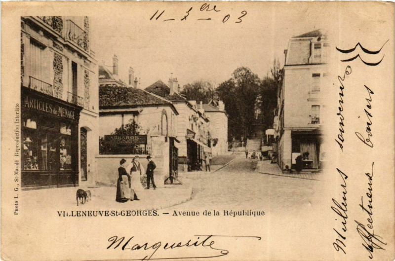 Carte postale ancienne Villeneuve-Saint-Georges Avenue de la République à Villeneuve-Saint-Georges