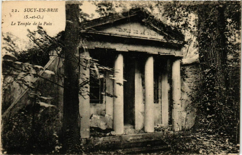 Carte postale ancienne Sucy-en-Brie Le Temple de la Paix à Sucy-en-Brie