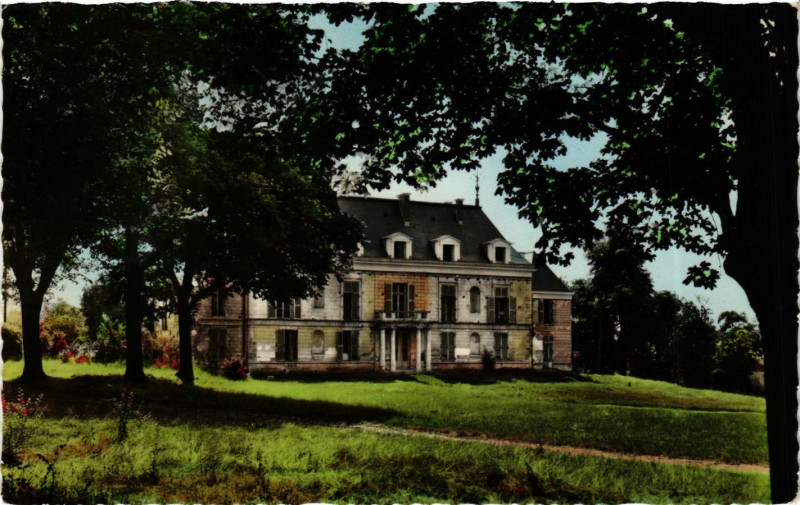 Carte postale ancienne Sucy-en-Brie Le Chateau du Parc Montabeau à Sucy-en-Brie