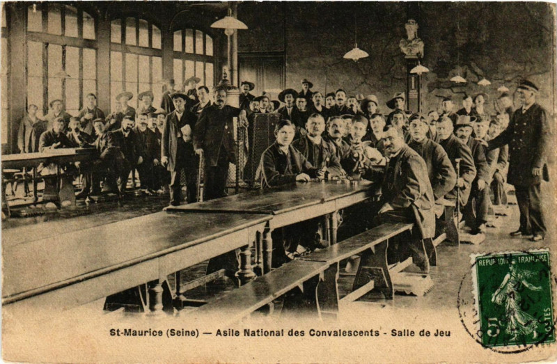 Carte postale ancienne Saint-Maurice Asile Nat. Des Convalescents Salle de Jeu à Saint-Maurice