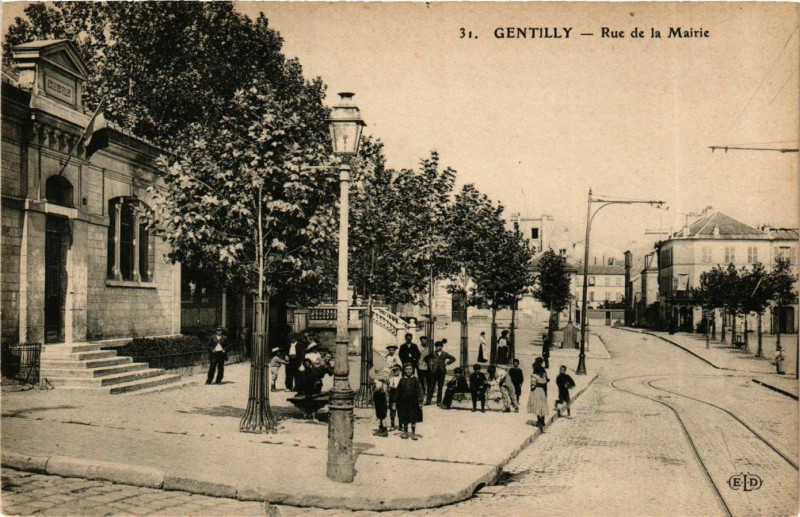 Carte postale ancienne Gentilly Rue de la Mairie à Gentilly