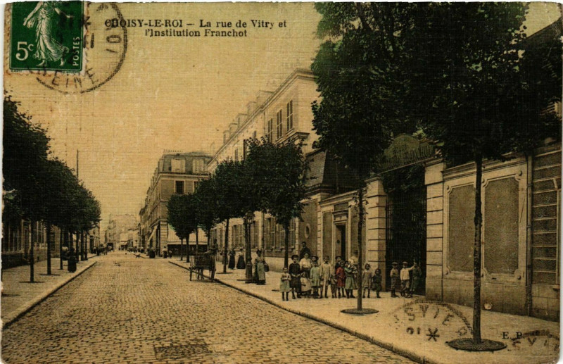 Carte postale ancienne Choisy-le-Roi Rue de Vitry Inst. Franchot à Choisy-le-Roi