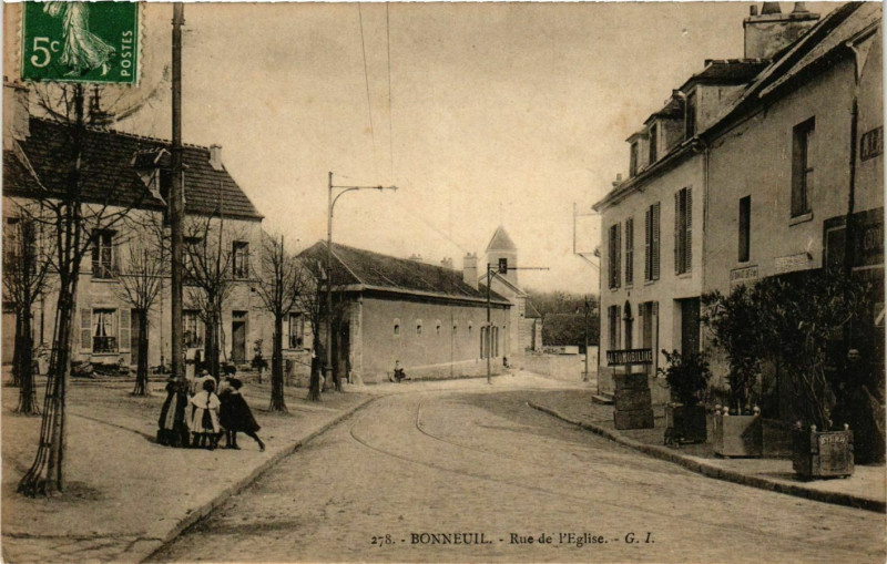 Carte postale ancienne Bonneuil Rue de l'Eglise