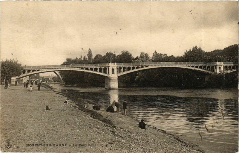 Carte postale ancienne Nogent-sur-Marne Le Pont neuf à Nogent-sur-Marne