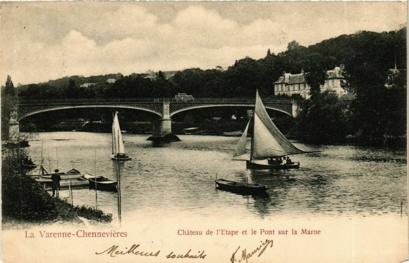 Carte postale ancienne Varenne-Chennevieres Chateau et Pont