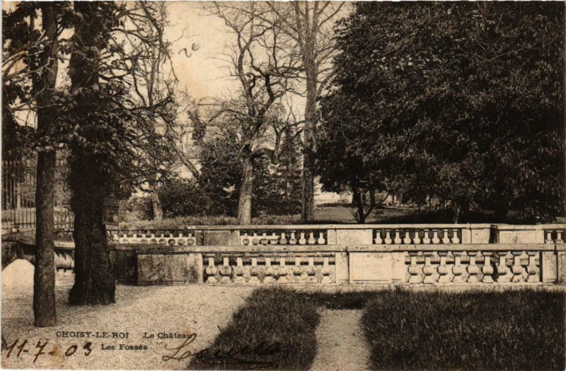 Carte postale ancienne Choisy-le-Roi Le Chateau Les Fosses à Choisy-le-Roi