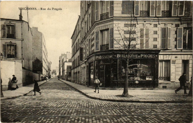 Carte postale ancienne Vincennes Rue du Progres. à Vincennes