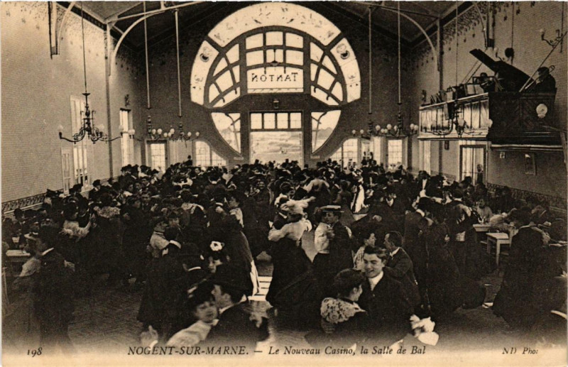Carte postale ancienne Nogent sur Marne Le Nouveau Casino. la salle de Bal. à Nogent-sur-Marne
