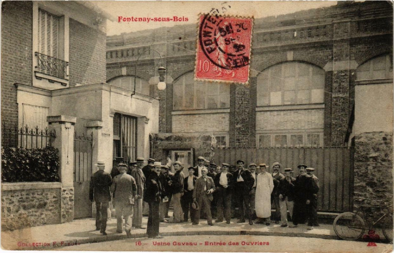 Carte postale ancienne Fontenay sous Bois Usine Caveau. Entrée des Ouvriers. à Fontenay-sous-Bois