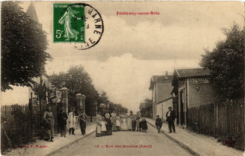 Carte postale ancienne Fontenay sous Bois Rue des Moulins. haut à Fontenay-sous-Bois
