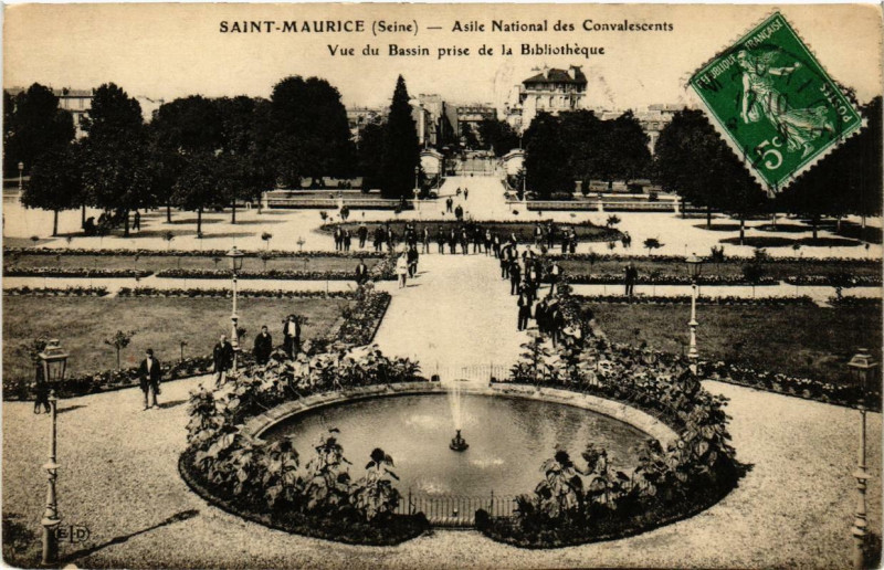 Carte postale ancienne Saint Maurice Asile National des Covalescents. vue du Bassin à Saint-Maurice