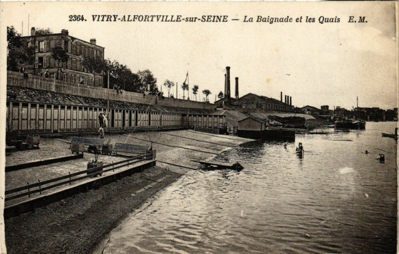 Carte postale ancienne Vitry-Alforville-sur-Seine - La Baignade et les Quais