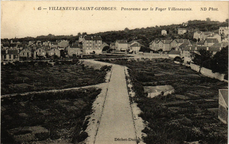 Carte postale ancienne Villeneuve-Saint-Georges Panorama sur le Foger Villeneuvois à Villeneuve-Saint-Georges