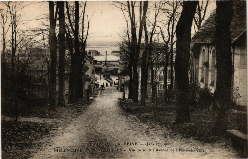 Carte postale ancienne Villeneuve Saint-Georges - Vue prise de l'Avenue à Villeneuve-Saint-Georges