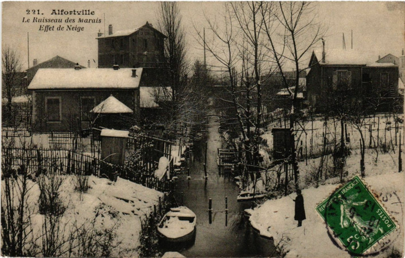 Carte postale ancienne Choisy-le-Roi - Eiffel de Neige à Choisy-le-Roi