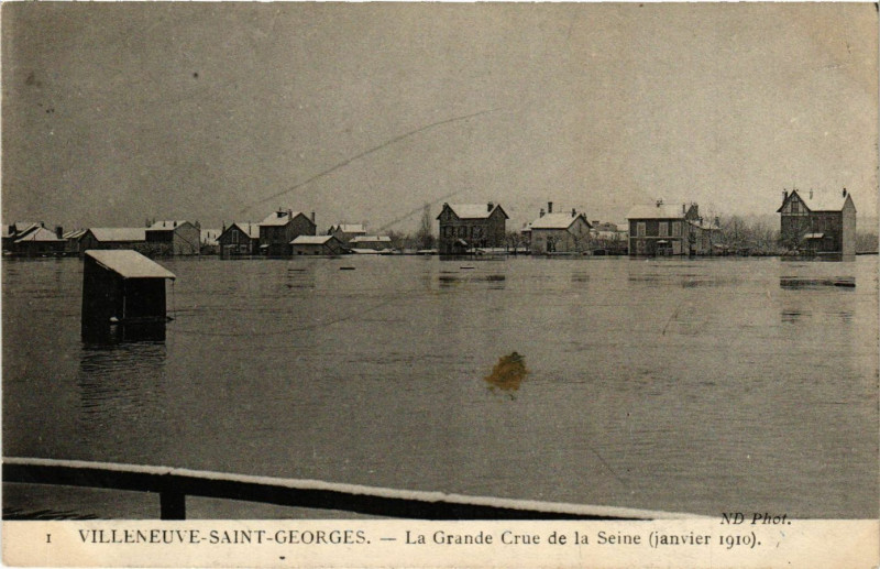 Carte postale ancienne Villeneuve Saint Georges - La Grande Crue à Villeneuve-Saint-Georges