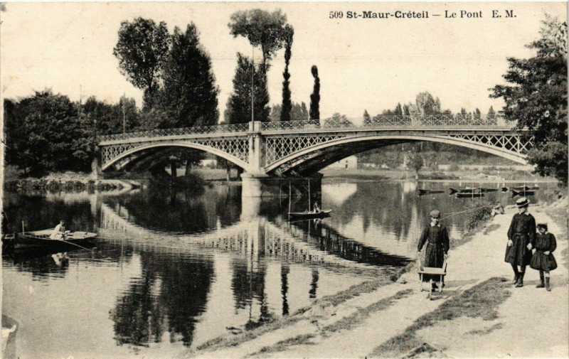 Carte postale ancienne St-Maur-Creteil - Le Pont à Créteil