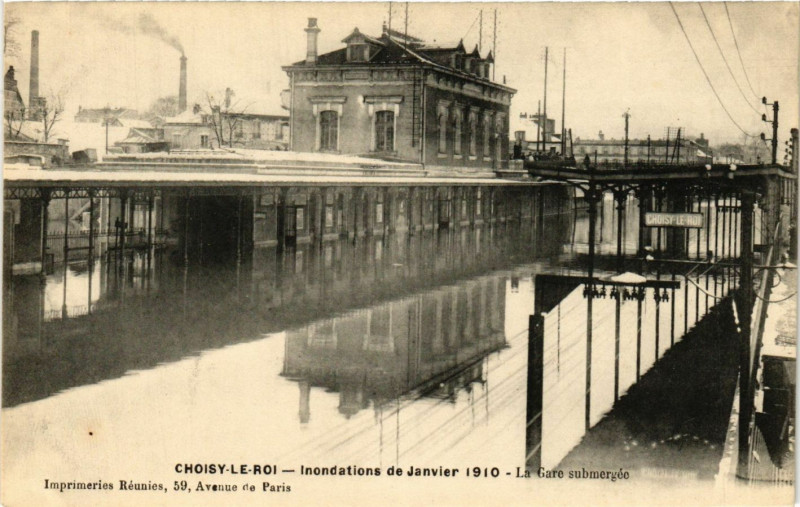 Carte postale ancienne Choisy-Le-Roi - La Gare submergec à Choisy-le-Roi