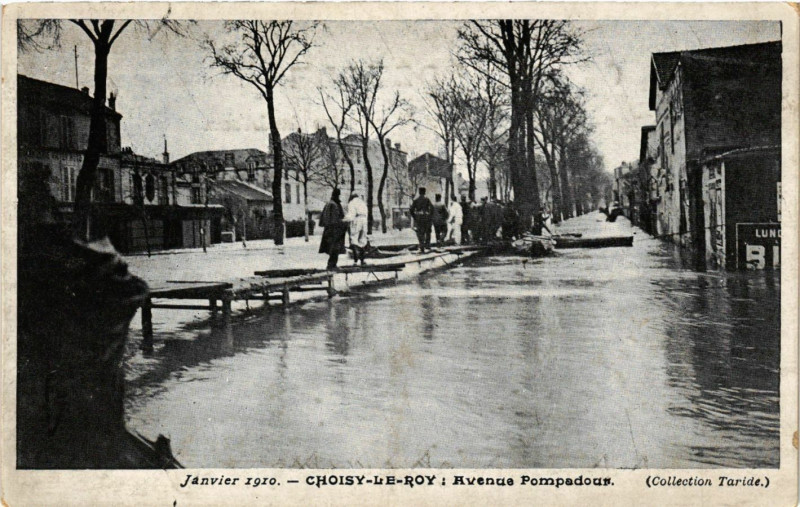 Carte postale ancienne Choisy-Le-Roi - Avenue Pompadour à Choisy-le-Roi