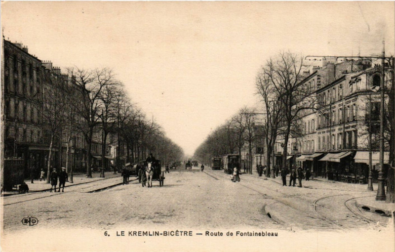 Carte postale ancienne Le Kremlin-Bicetre - Route de Fontainebleau au Kremlin-Bicêtre