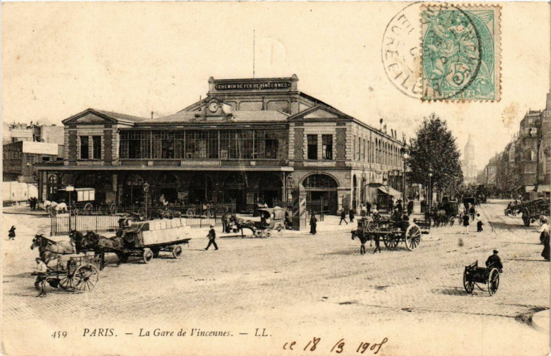 Carte postale ancienne La Gare de Vincennes à Paris 12e
