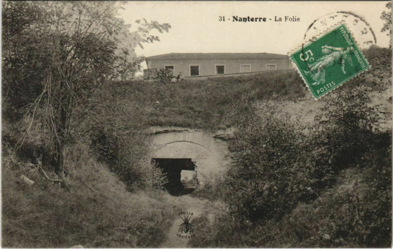 Carte postale ancienne Nanterre La Folie à Nanterre