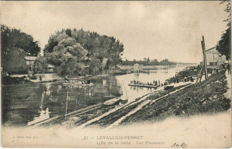 Carte postale ancienne Levallois-Perret L'Ile de la Jatte à Levallois-Perret