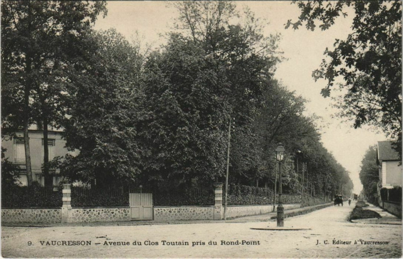 Carte postale ancienne Vaucresson Avenue du Clos à Vaucresson