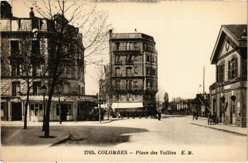 Carte postale ancienne Colombes - Place des Vallées à Colombes