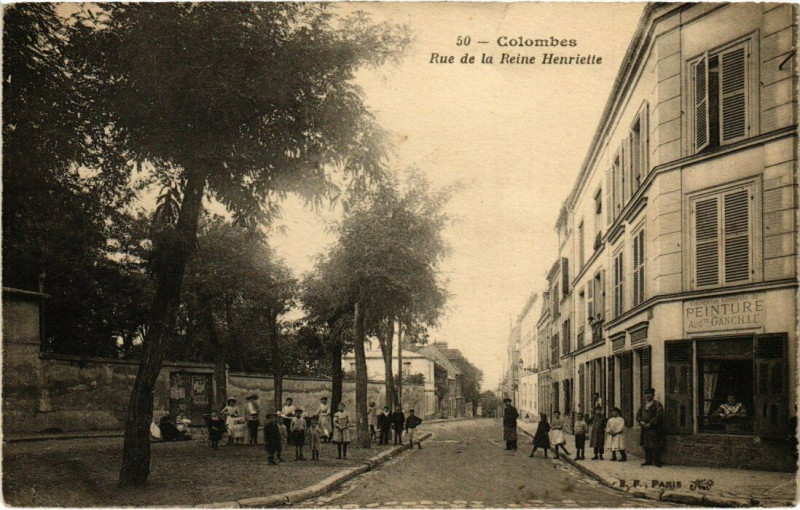 Carte postale ancienne Colombes - Rue de la Reine Henriette à Colombes