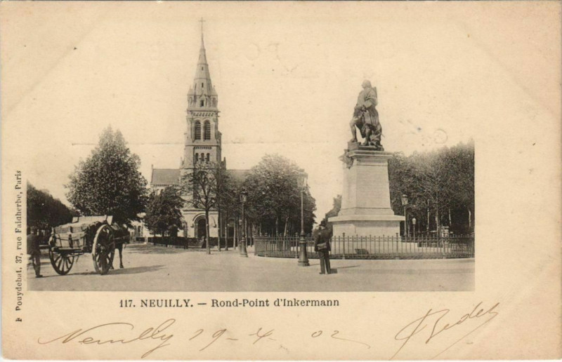 Carte postale ancienne Neuilly - Rond-Point d'Inkermann