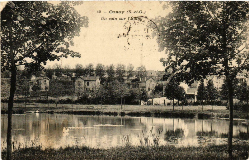 Carte postale ancienne Orsay Un coin sur l'Etang