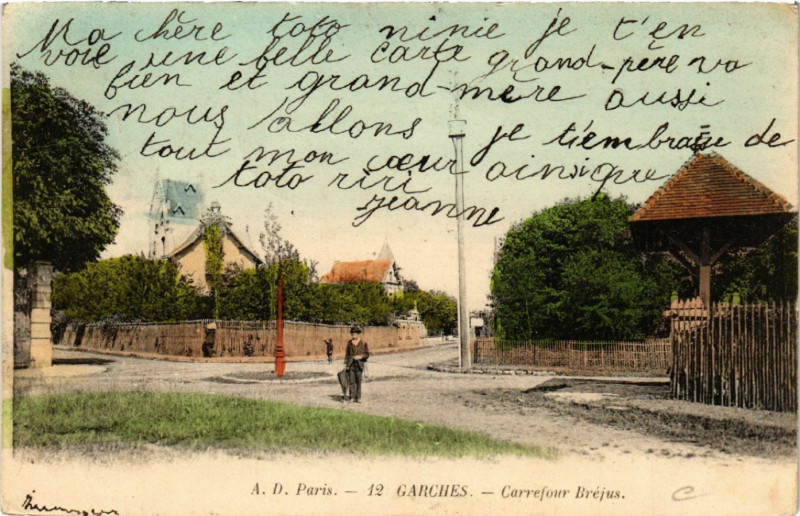Carte postale ancienne A.D. Paris - Garches - Carrefour Bréjus à Garches
