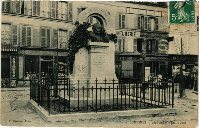 Carte postale ancienne Suresnes - Monument d'Emile Zola à Suresnes