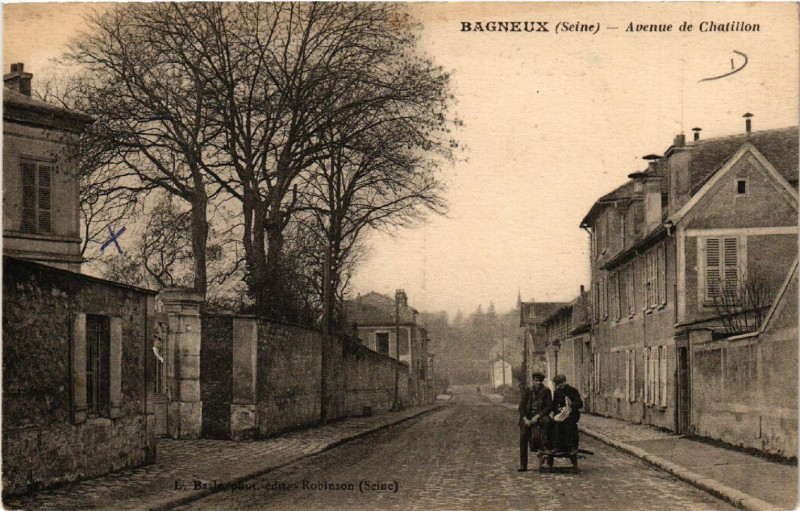 Carte postale ancienne Bagneux (Seine) - Avenue de Chatillon à Bagneux